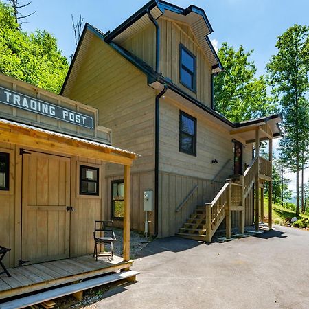Lil Cabin In The Cove! Mtn Views, Theater, Hot Tub, Games, King Beds, Prime Location! سيفيرفيل المظهر الخارجي الصورة