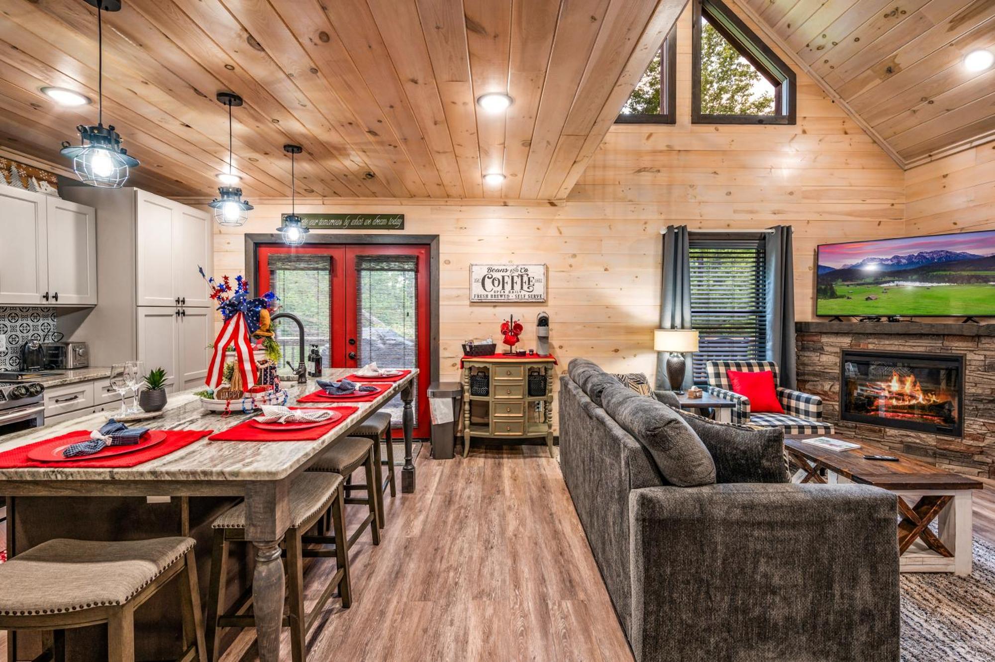 Lil Cabin In The Cove! Mtn Views, Theater, Hot Tub, Games, King Beds, Prime Location! سيفيرفيل المظهر الخارجي الصورة