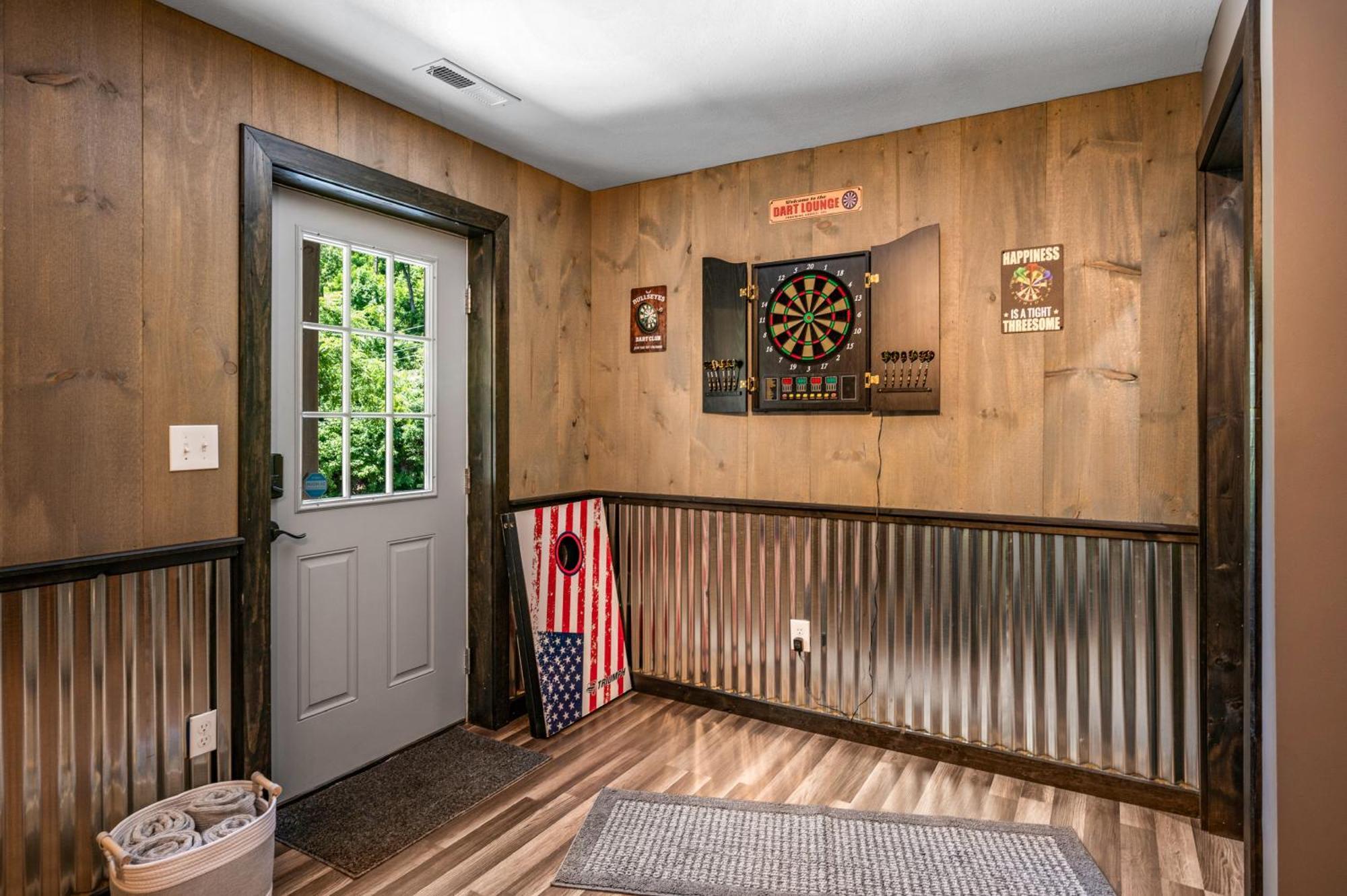 Lil Cabin In The Cove! Mtn Views, Theater, Hot Tub, Games, King Beds, Prime Location! سيفيرفيل المظهر الخارجي الصورة